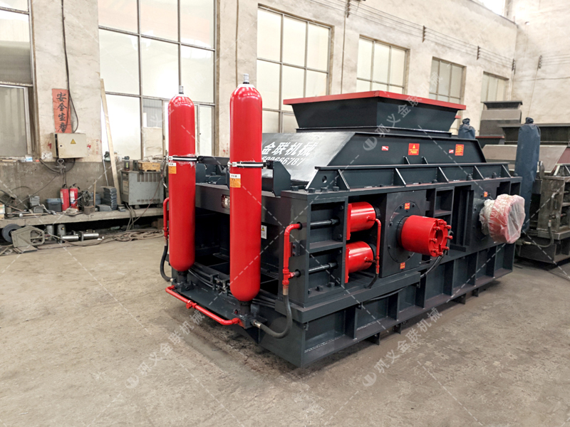 時(shí)產(chǎn) 100 噸的液壓對(duì)輥設(shè)備怎么選?金聯(lián)機(jī)械工程師專業(yè)建議 時(shí)產(chǎn) 100 噸的液壓對(duì)輥設(shè)備怎么選?金聯(lián)機(jī)械工程師專業(yè)建議